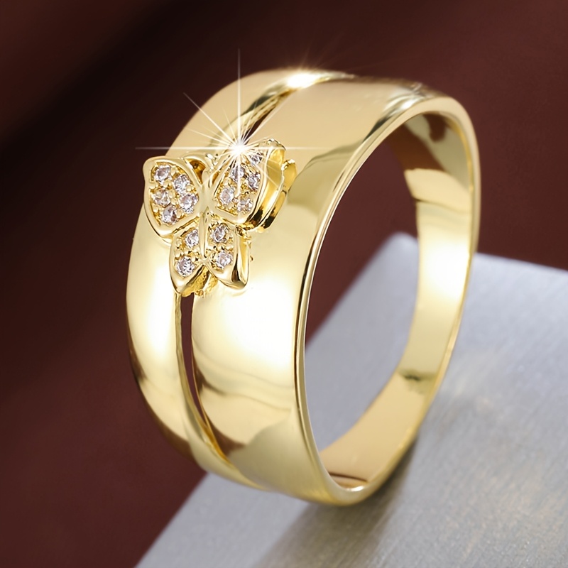 Image of A Design Ring For Women, Set With Synthetic Zirconia, Featuring A Wide Band