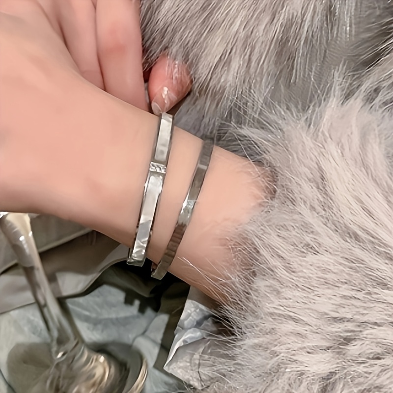 Random Stainless Steel Stackable Bracelet, Waterproof Design