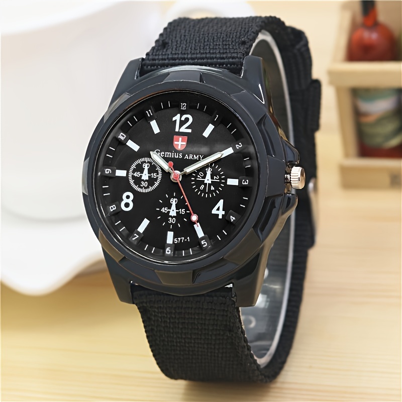 

Fashionable Woven Strap Sports Watch, Minimalist Trend Wrist Watch