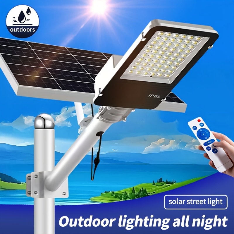 Outdoor High-brightness Solar Lamp with Lens-shaped Large Light Bulb, 6500k Color Temperature, Intelligent Light Control, Can Be Remotely Controlled, LED Lighting Lamp Suitable for Courtyards, Gardens, and Villas, with Remote Control.