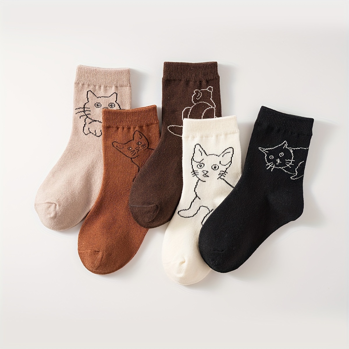 Image of 5 Pairs Of Cartoon Cat Socks For Girls In Autumn And Winter, Round Neck Socks For Children, Anti Pilling Fabric, Student Sports Neutral Socks Suitable For Outdoor Sports, Warm And Breathable