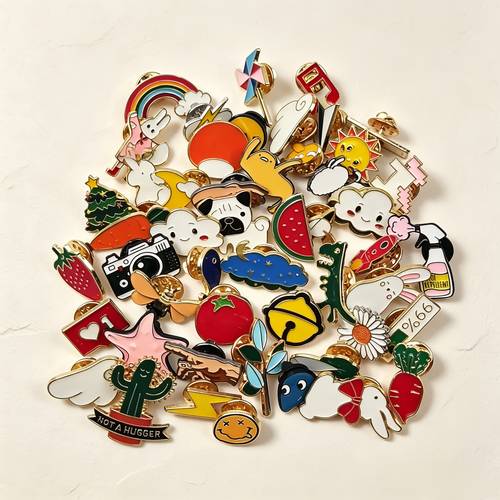 50 piezas aleatorias de broches de dibujos animados casuales y bonitos para , para en ropa, mochilas, gorras y adornos, utilizados para decoración y expresar . , camisa, chaqueta, suéter y insignias, accesorios para disfrazarse
