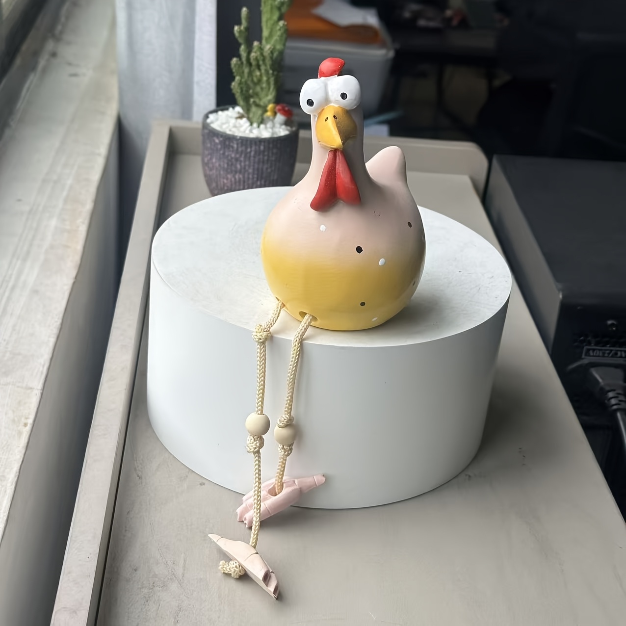 1pc Long Leg Chicken, Cute Funny Spoof, Resin Animal Statue, Garden Yard Decoration Home Crafts Ornaments