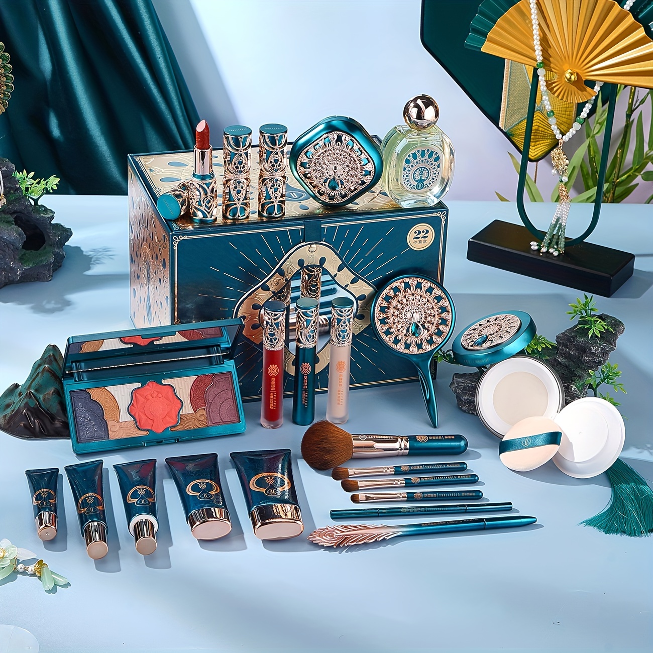 美卵保存箱 makeup box make up box makeup Amazon.com: MASSY Egg Shape(Oval) Makeup Storage Box