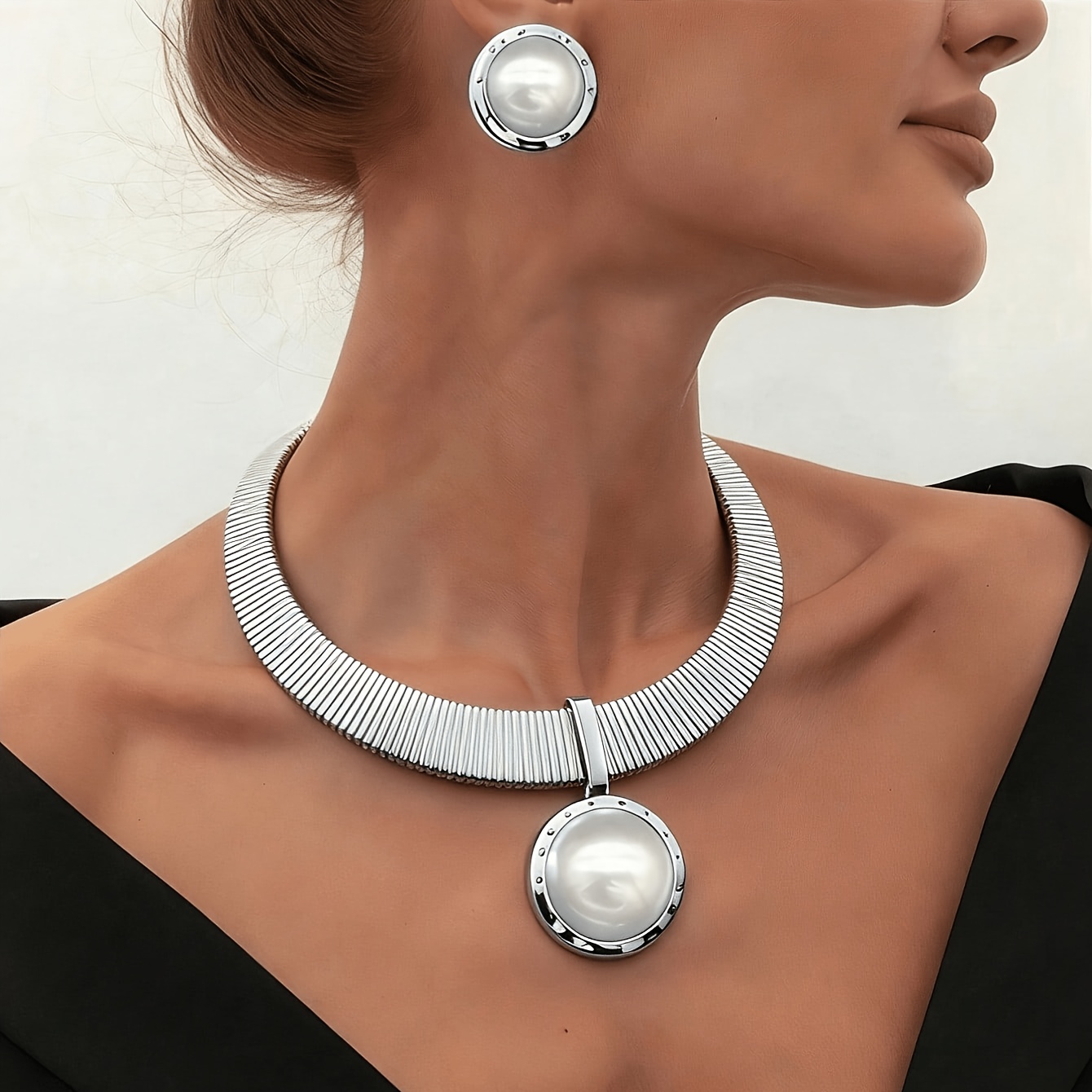 TEMU 2pcs Set: Women's Trendy And Unique Metal-style Wide Choker Necklace With A Black Hemispherical Stone Pendant, And A Simple Yet Luxurious