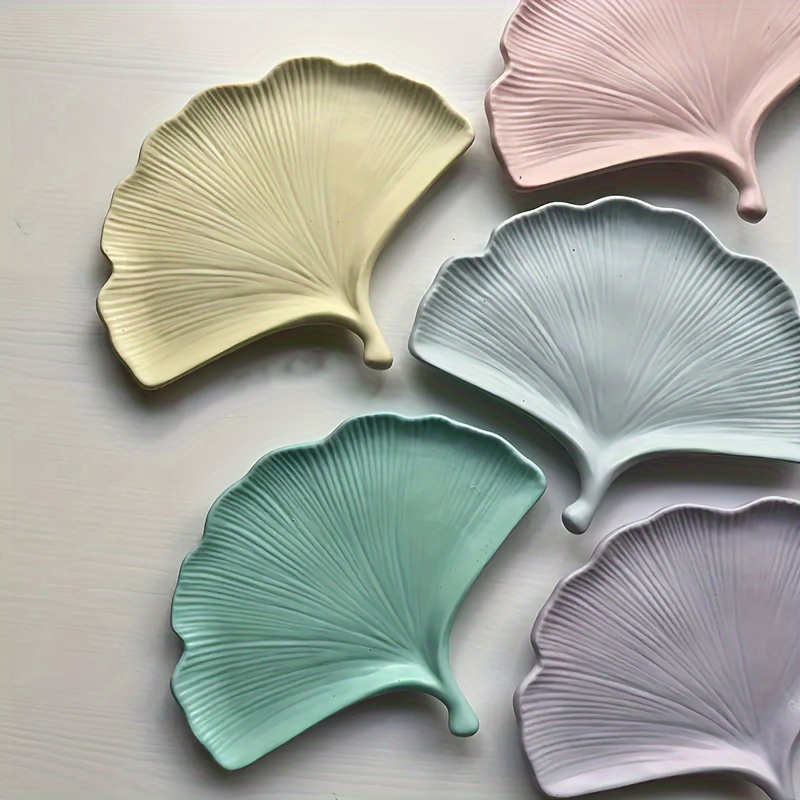 

1pc Concrete Ginkgo Leaf Tray Silicone Mold Handmade Maple Leaves Shape Jewelry Storage Tray Dish Tray Molds Craft Gift Plaster Ornament Silicone Mold