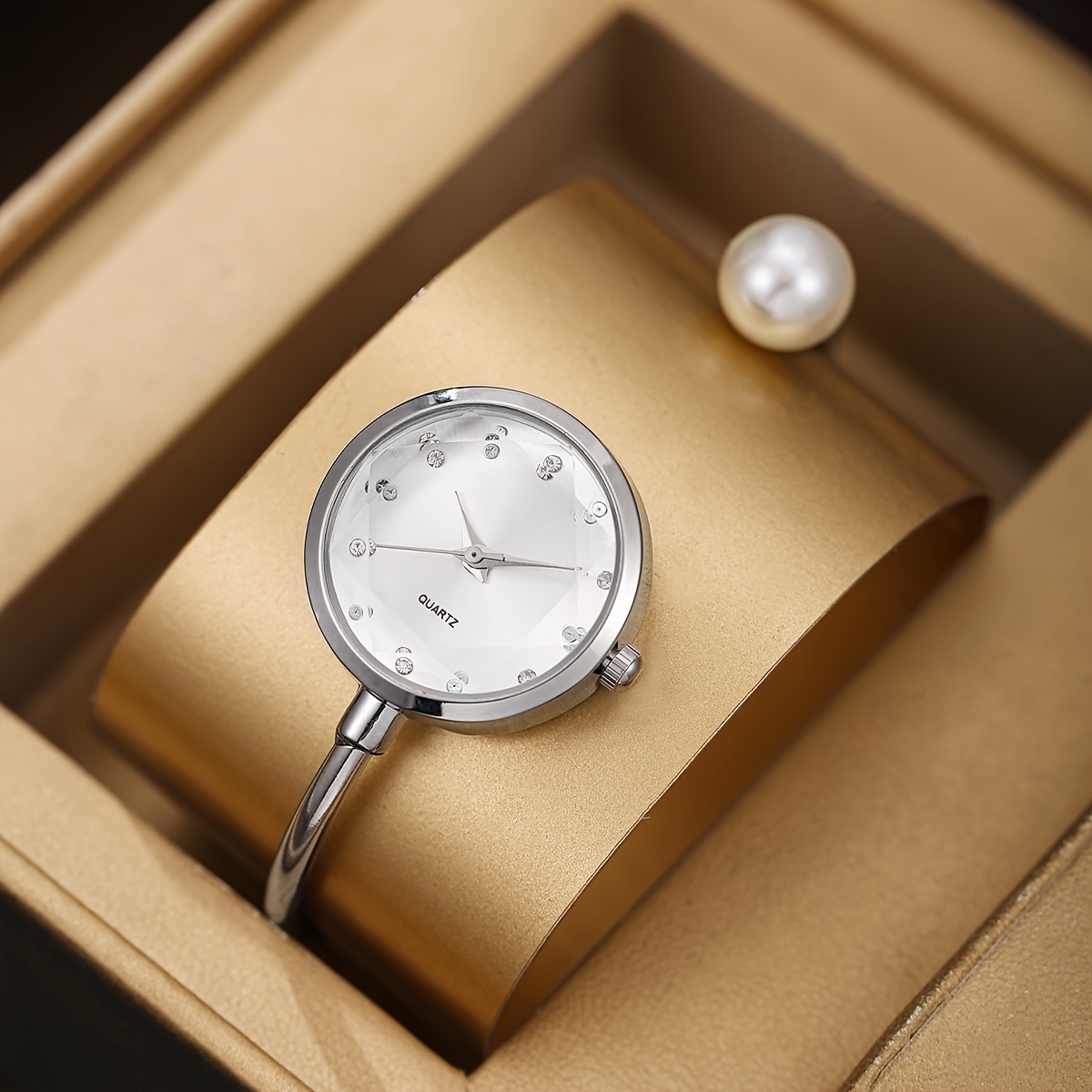 Women's Elegant Analog Watch with Multicolor Strap, Quartz Movement & Analog Display - Elegant Wristwatch Suitable for Daily Wear, Parties, Dates - Perfect Gift for Girlfriend or Mother (, Anniversary)