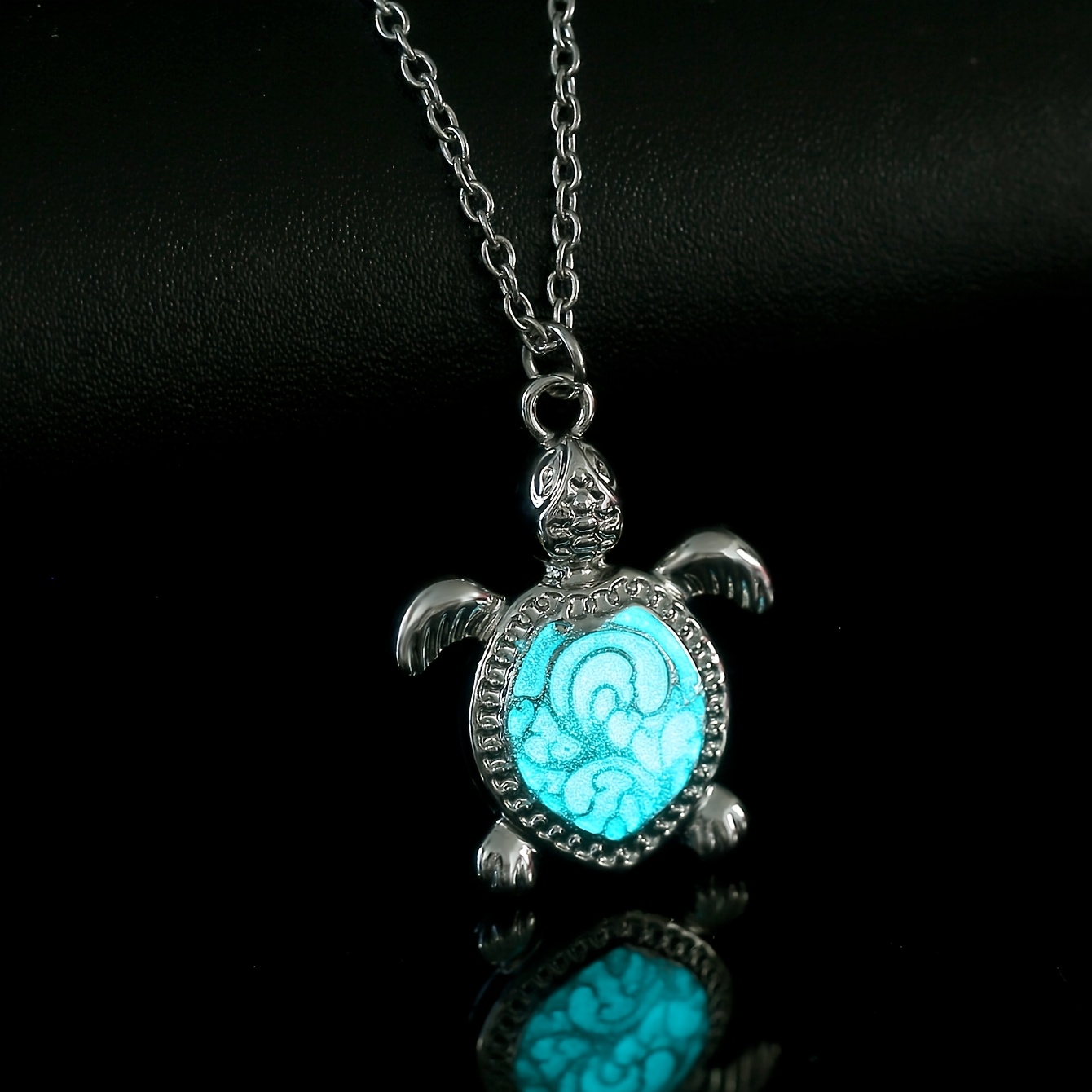 Women's Glow-in-the-Dark Sea Turtle Pendant Necklace