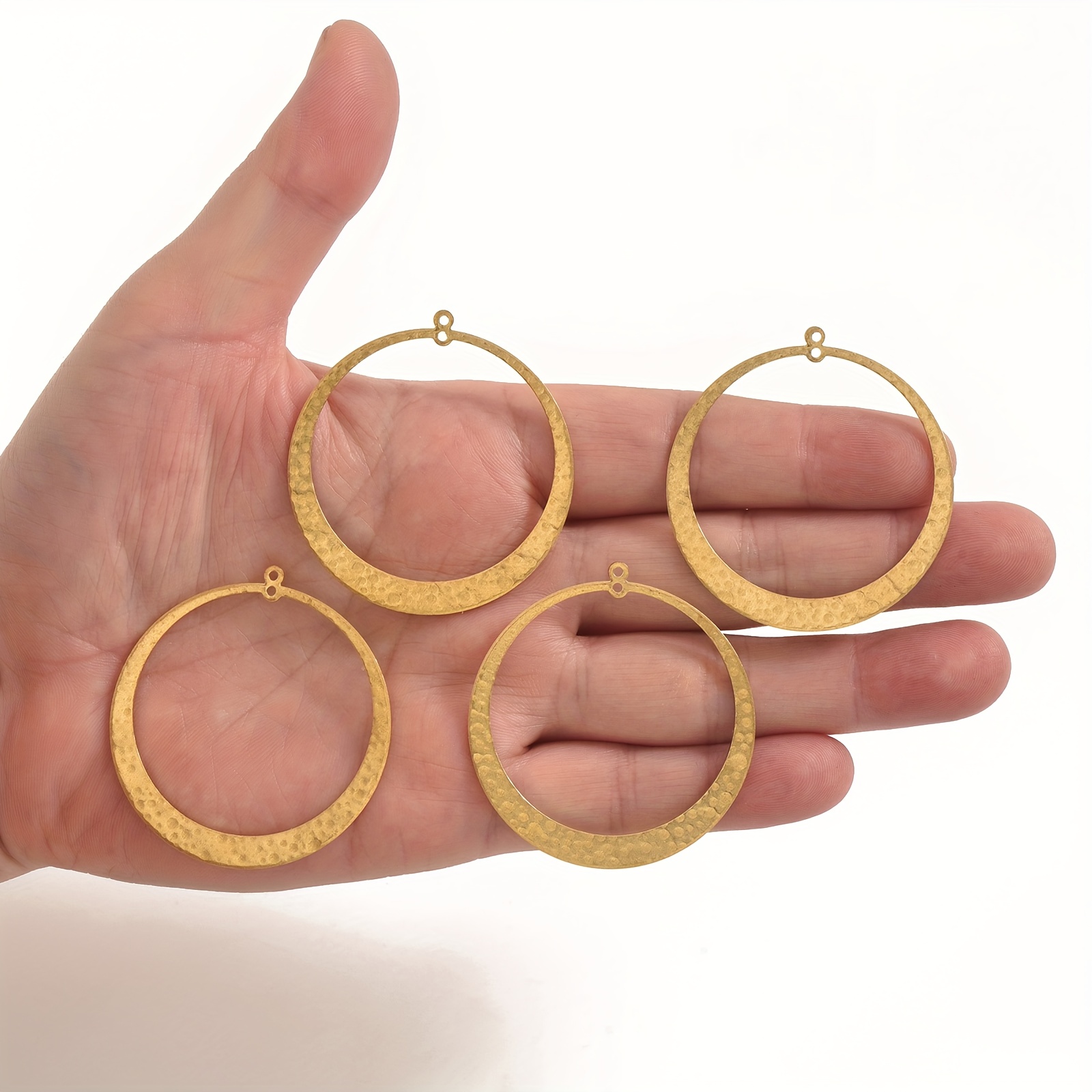 6pcs Brass Trendy Embossed Hoop Pendants