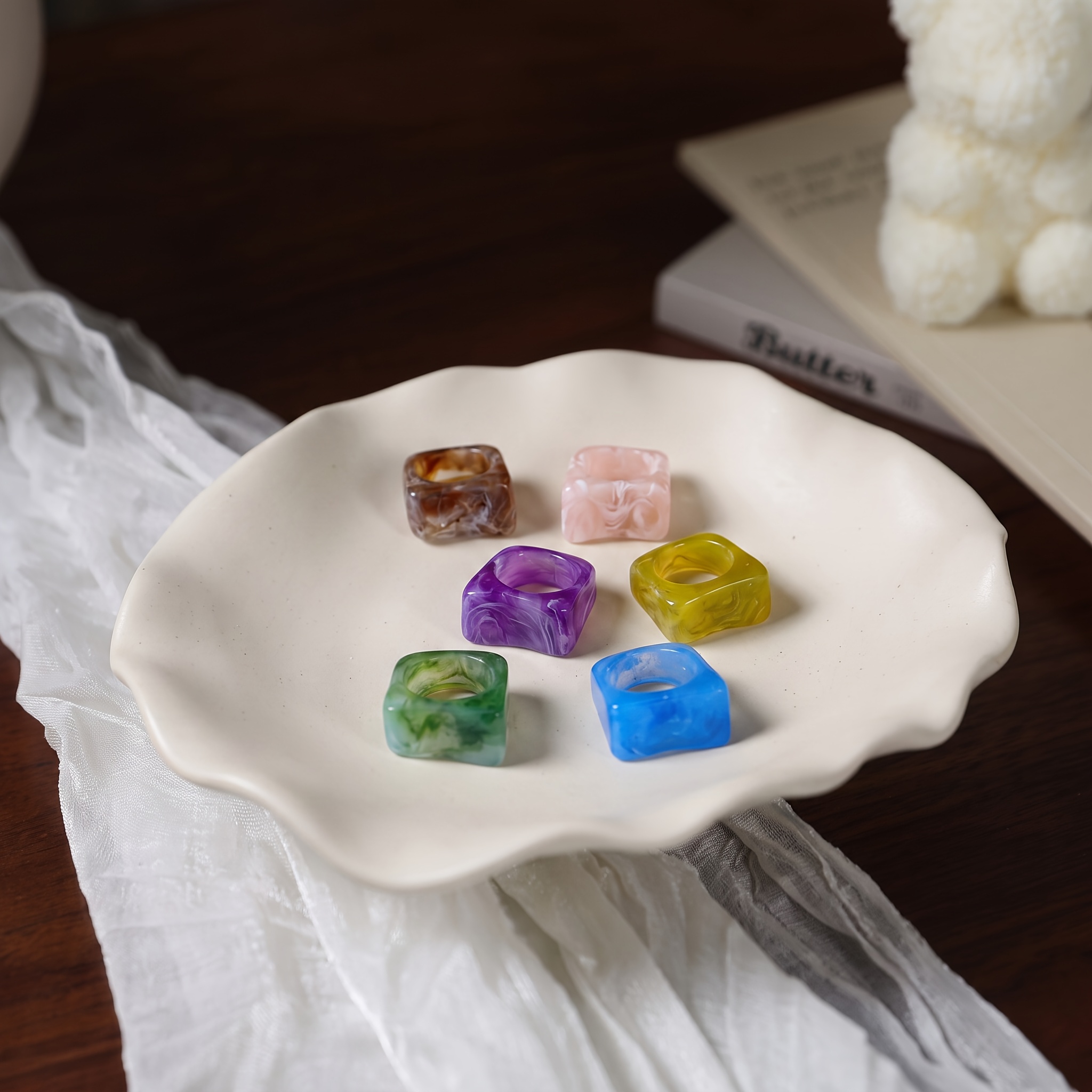 6pc Mixed Color Resin Rings Set, Gradient Geometric Design