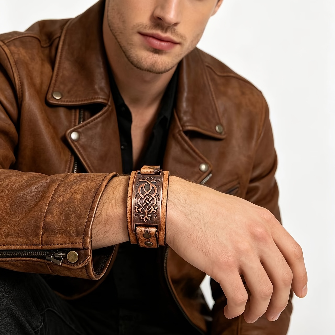 Vintage Pattern Adjustable Textured Bracelet for Men