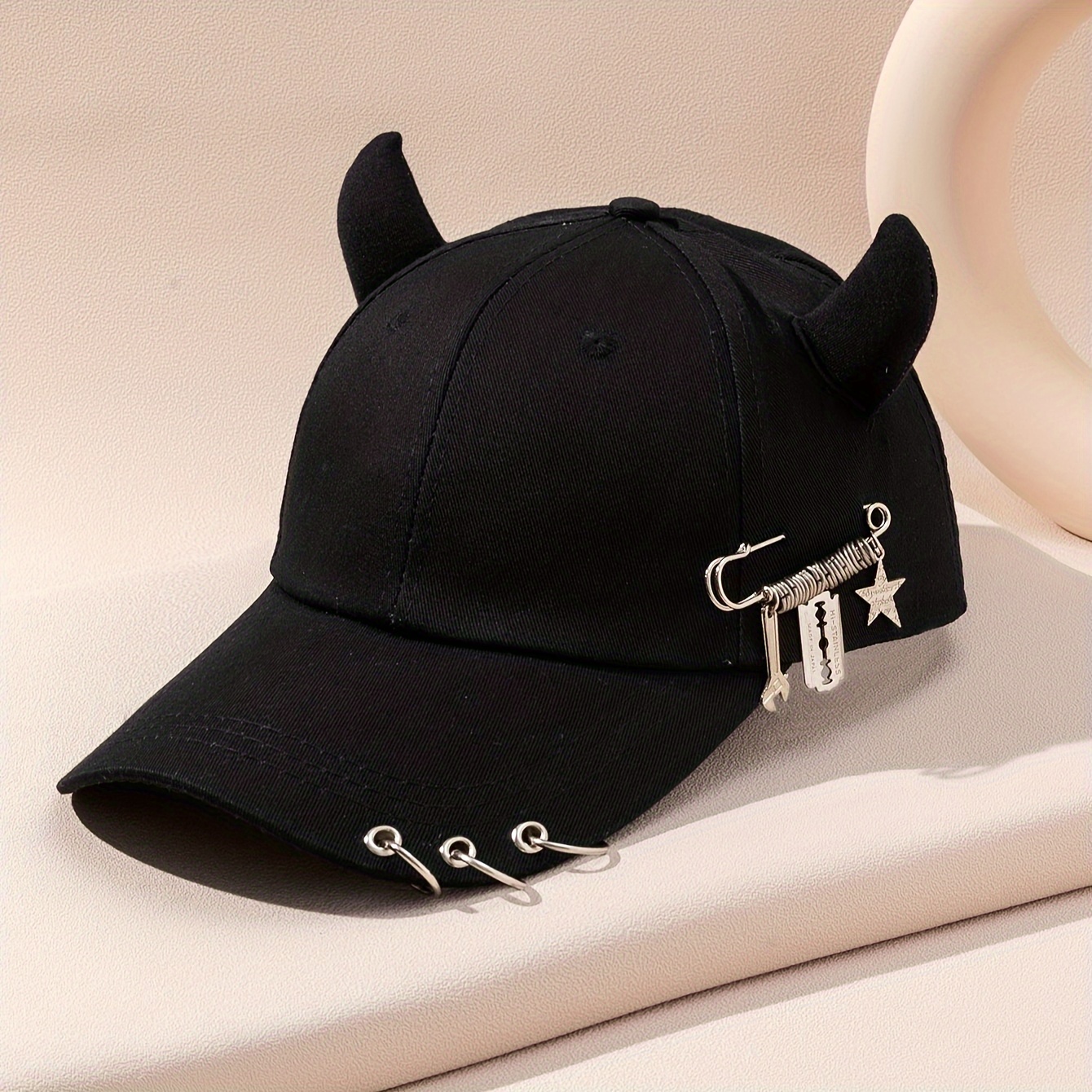 帽子・その他 HUNTER UNISEX Embroidered Season Tropical Cap Black HAU0003C 740x740_TP10310325165A-1.webp