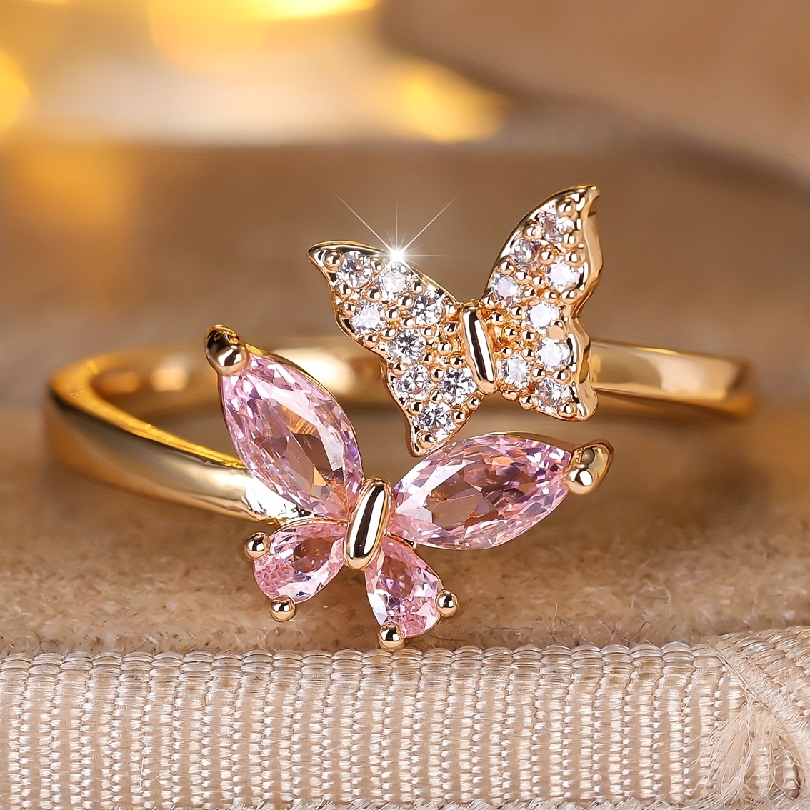 TEMU ANGOL 1 Bague Ouverte Élégante pour Femme avec Design Papillon et Synthétique, Idéale pour Tenue Décontractée ou Occasions Spéciales, Bijou