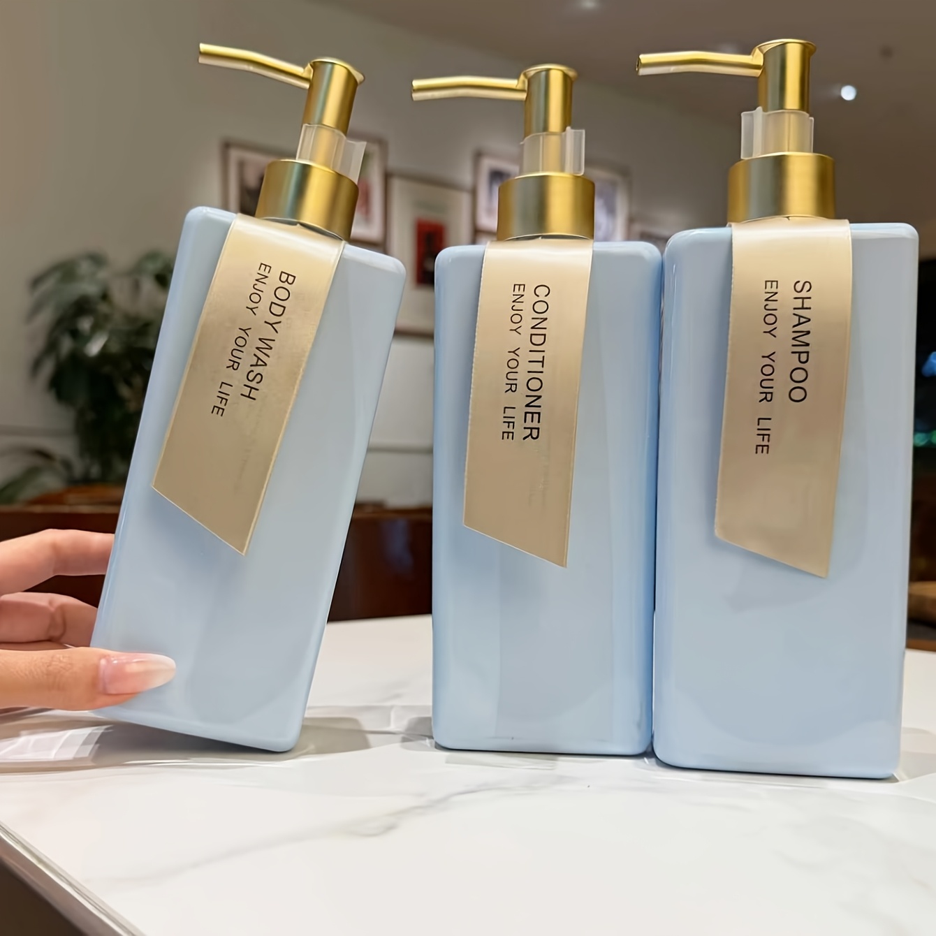 TEMU 3pcs 500ml/16oz Blue Flat Square Shampoo Body Wash Lotion Dispensing Bottles With Golden Push-type Pump Heads, Leak-proof Clips, Bath Oil