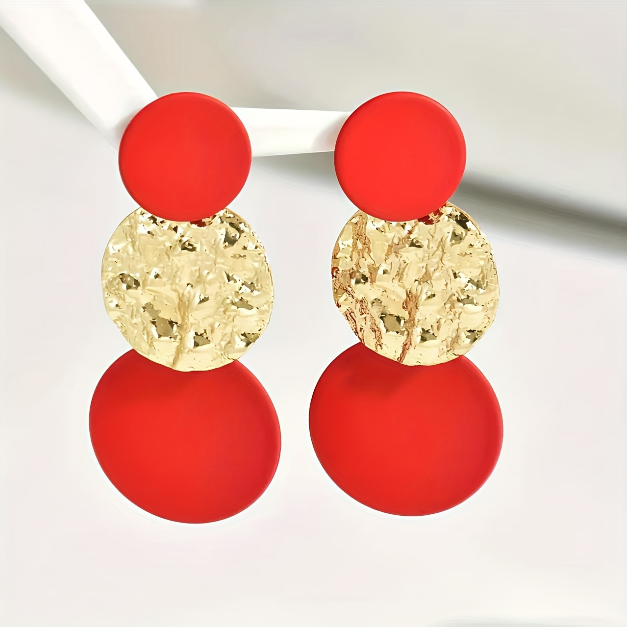Stylish Women's Vintage Three-Circle Pendant Earrings