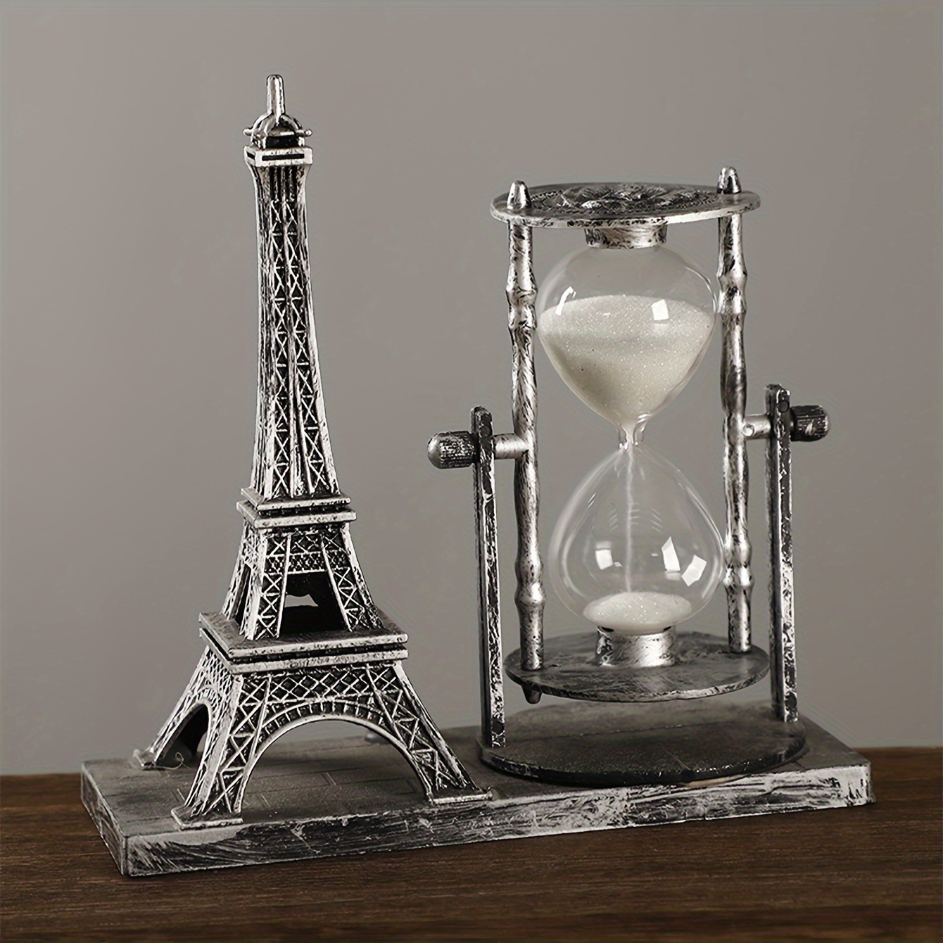 

Vintage Eiffel Tower Style Silver Hourglass Decoration, 1-piece, Ideal For Office, Bar Cabinet, Dining Table Decor, Perfect As A Gift, No Electricity Required For Operation