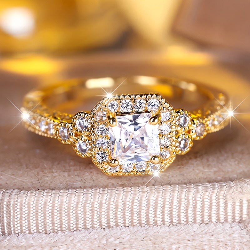 Women's Classic Elegant Square-Cut Synthetic Zirconia Ring