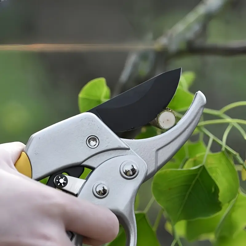 triple speed pruning scissors high carbon steel gardening scissors multifunctional manual pruning tool suitable for fruit trees vegetables and flowers   durable carbon steel suitable for gardens and courtyards details 8