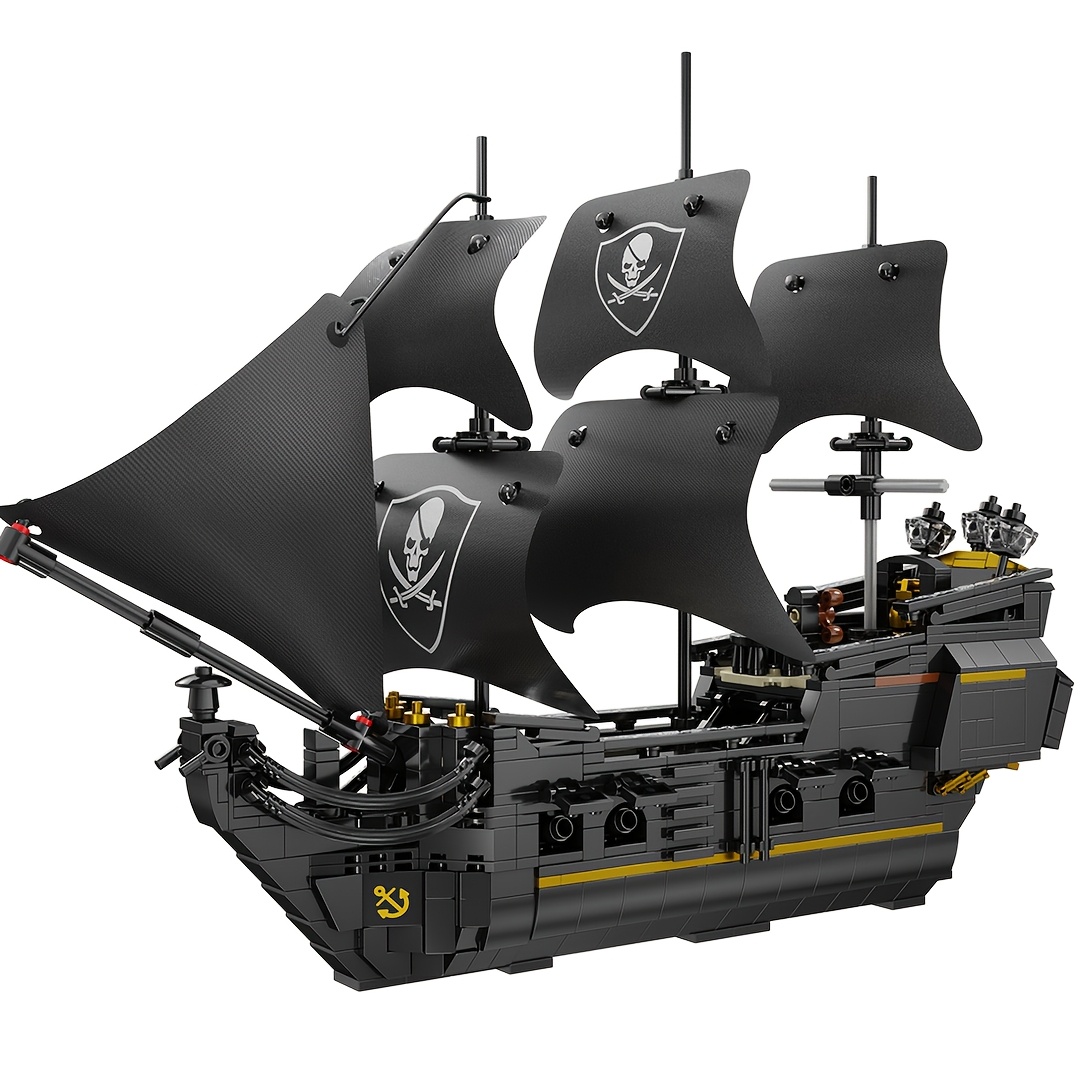 921pcs Pirate Ship Model Building Blocks Toy