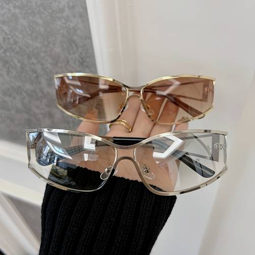 1pc retro round fashion glasses for women men small frame suitable for driving shield eyewear with minimalist casual casual attire