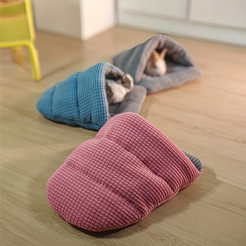 Small Animal Warm Guinea Pig Hideout, Soft Semi-Enclosed Sleeping Bag, Machine Washable, Suitable for Rabbits, Squirrels, Ferrets, Hedgehogs, Guinea Pigs, and Kittens