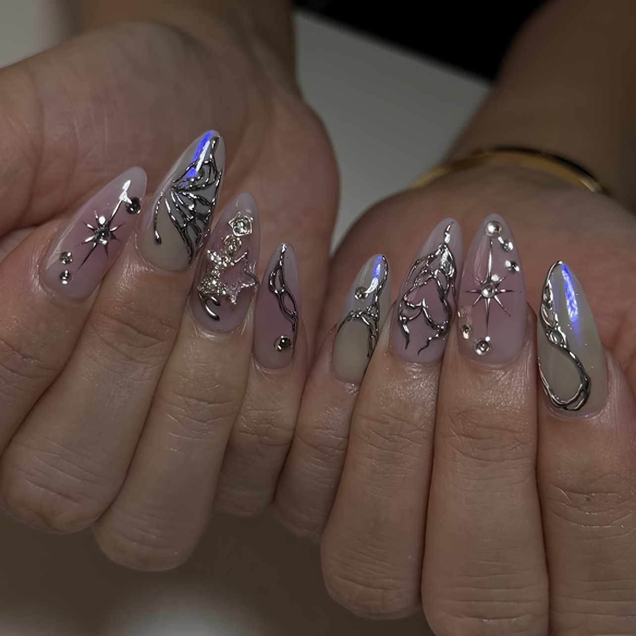 Image of 24pcs Short Press On Nails Purple Smudge Chain Design Almond Shape Fake Nails 3d Nails Starry Nails Art Includes 1sheet Adhesive Tabs And 1pc Mini File
