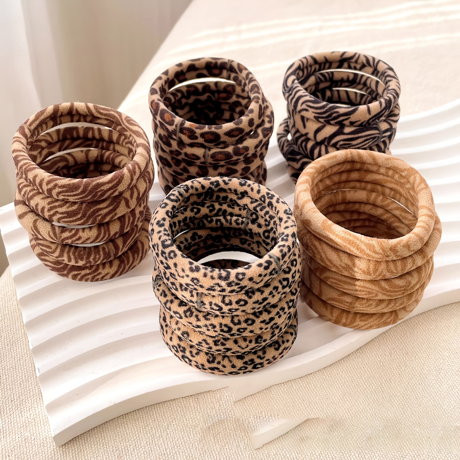 

5pcs New Autumn And Winter High Elasticity Seamless Leopard Print Rubber Band Ponytail Hair Tie Head Rope For Women Thickened Hair Ring