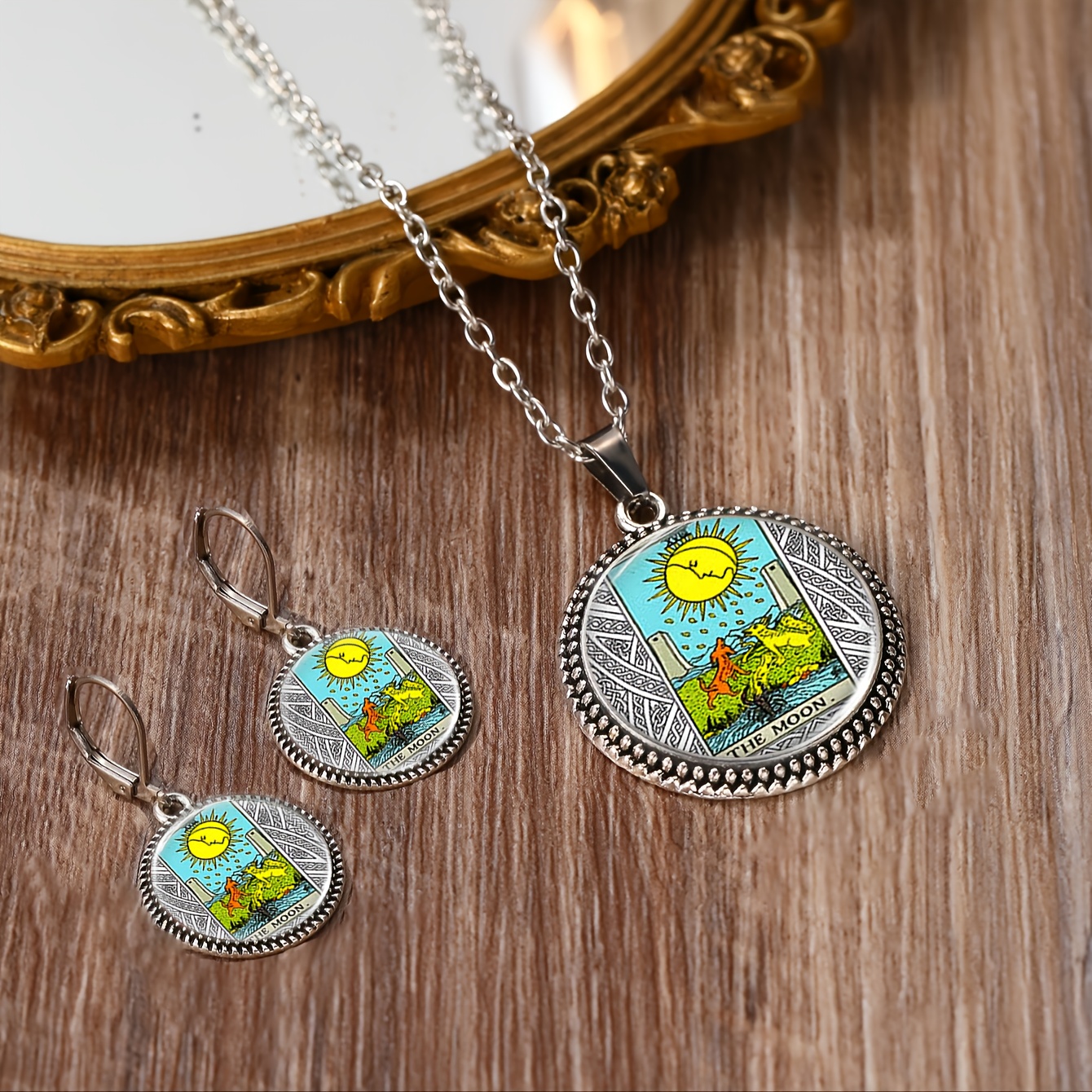 3pc Classic Round Glass Necklace & Earrings Set with Mysterious Design