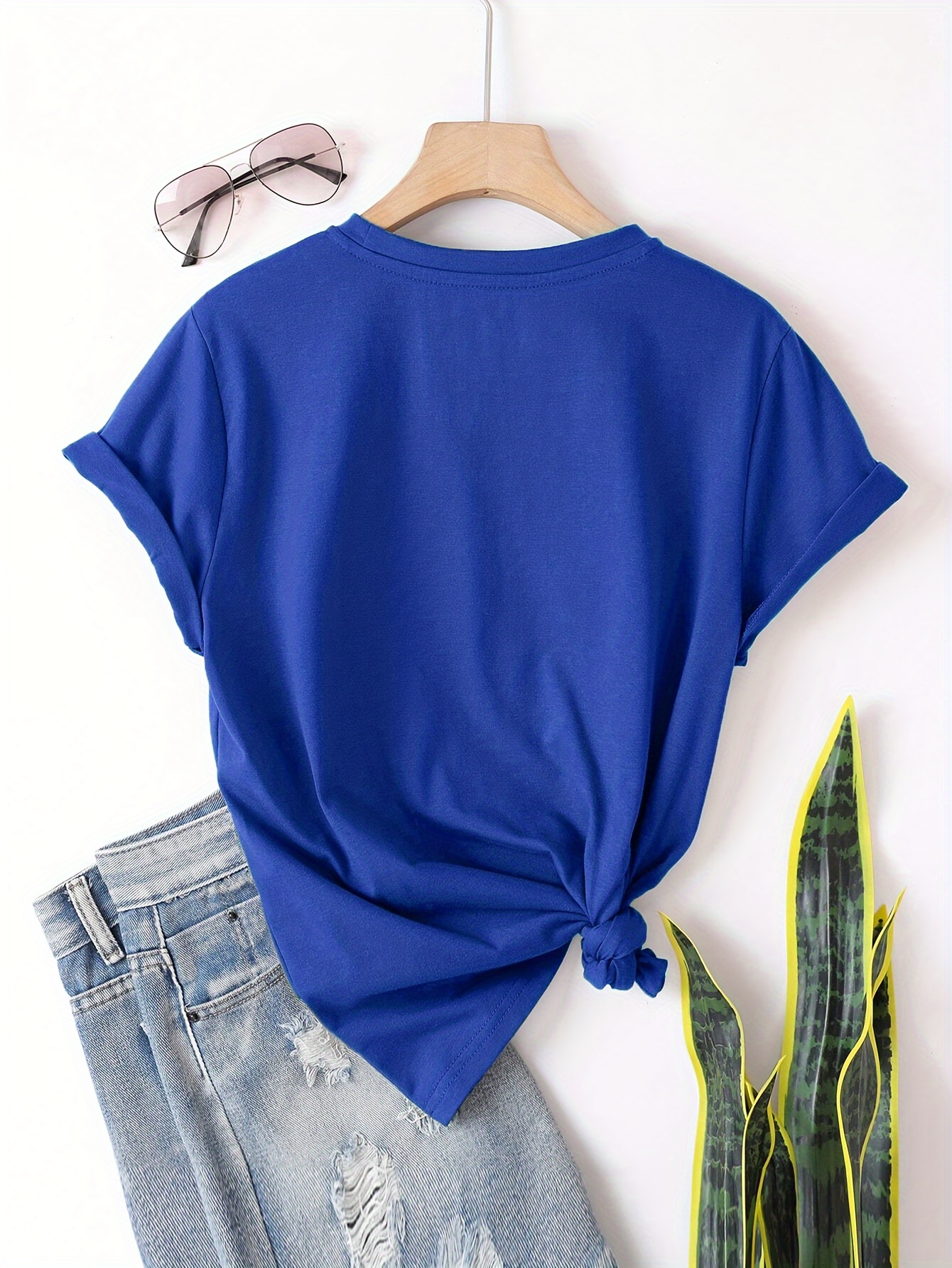 Classic White Round Neck T-Shirt for Women - Versatile & Comfortable Polyester Blend, Easy Care, Knot Detail, Summer Essential