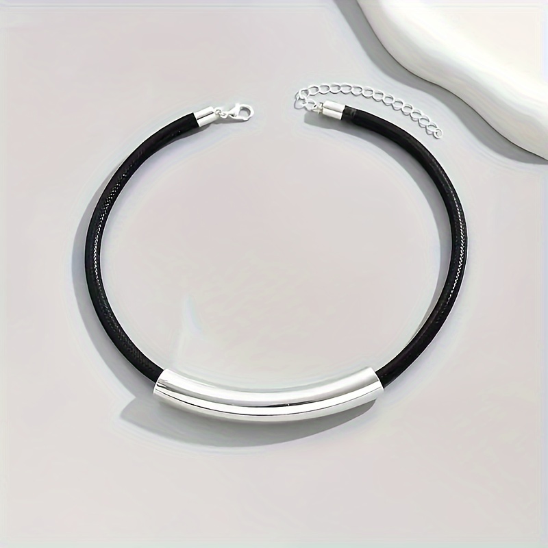 E-shop Verstellbare Schwarze PU-Leder & Metallische Choker-Halskette - Vintage & Sexy Stil Schmuck für Frauen, Elegantes Minimalistisches Design für