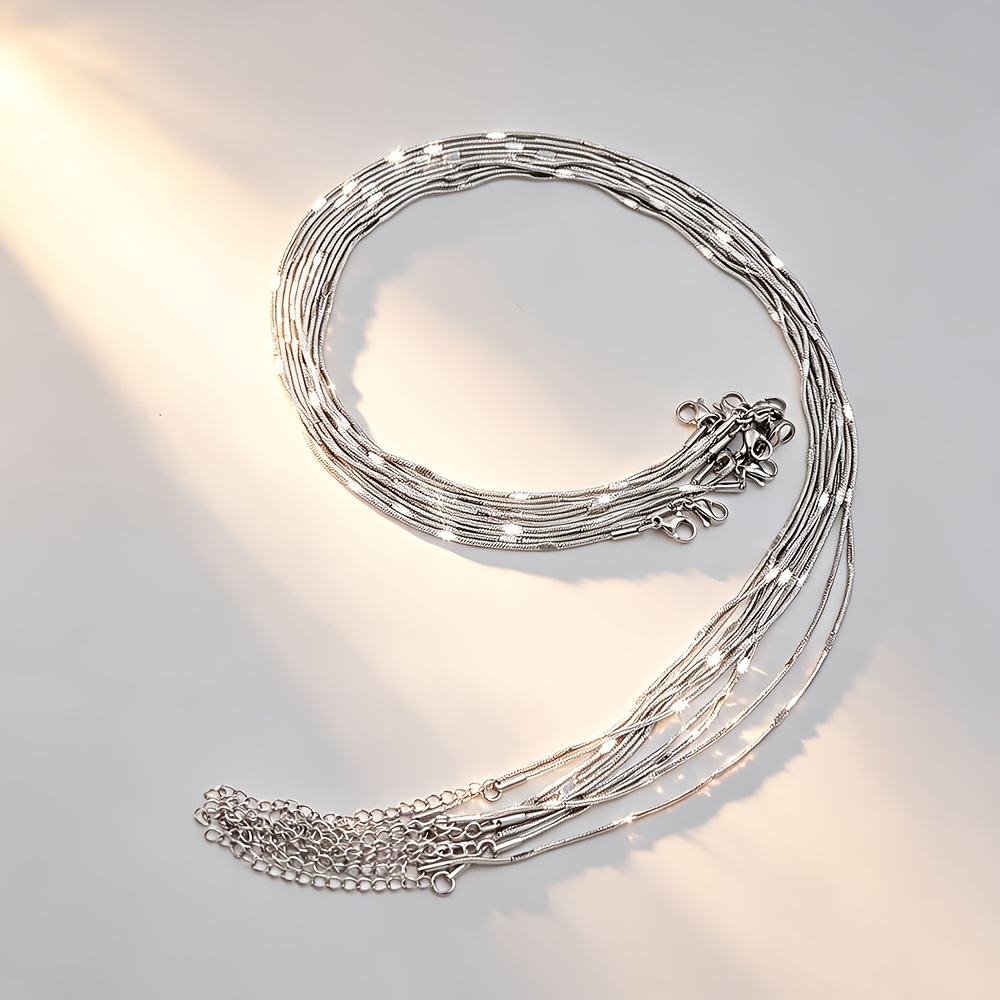 7pcs Classic Round Snake Embossed Necklace Set
