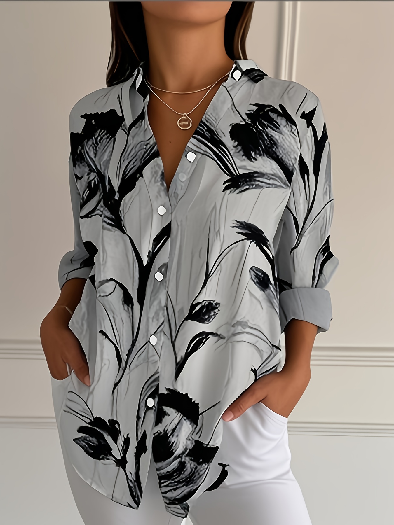 grote maten - dames shirt met bloemenprint en   mouwen - lichtblauw met zwarte ontwerp, knopen op de kraag, casual   voor lente en herfst, stijlvolle lagen, casual kleding | bloemenprint shirt | slaapstrekking 0
