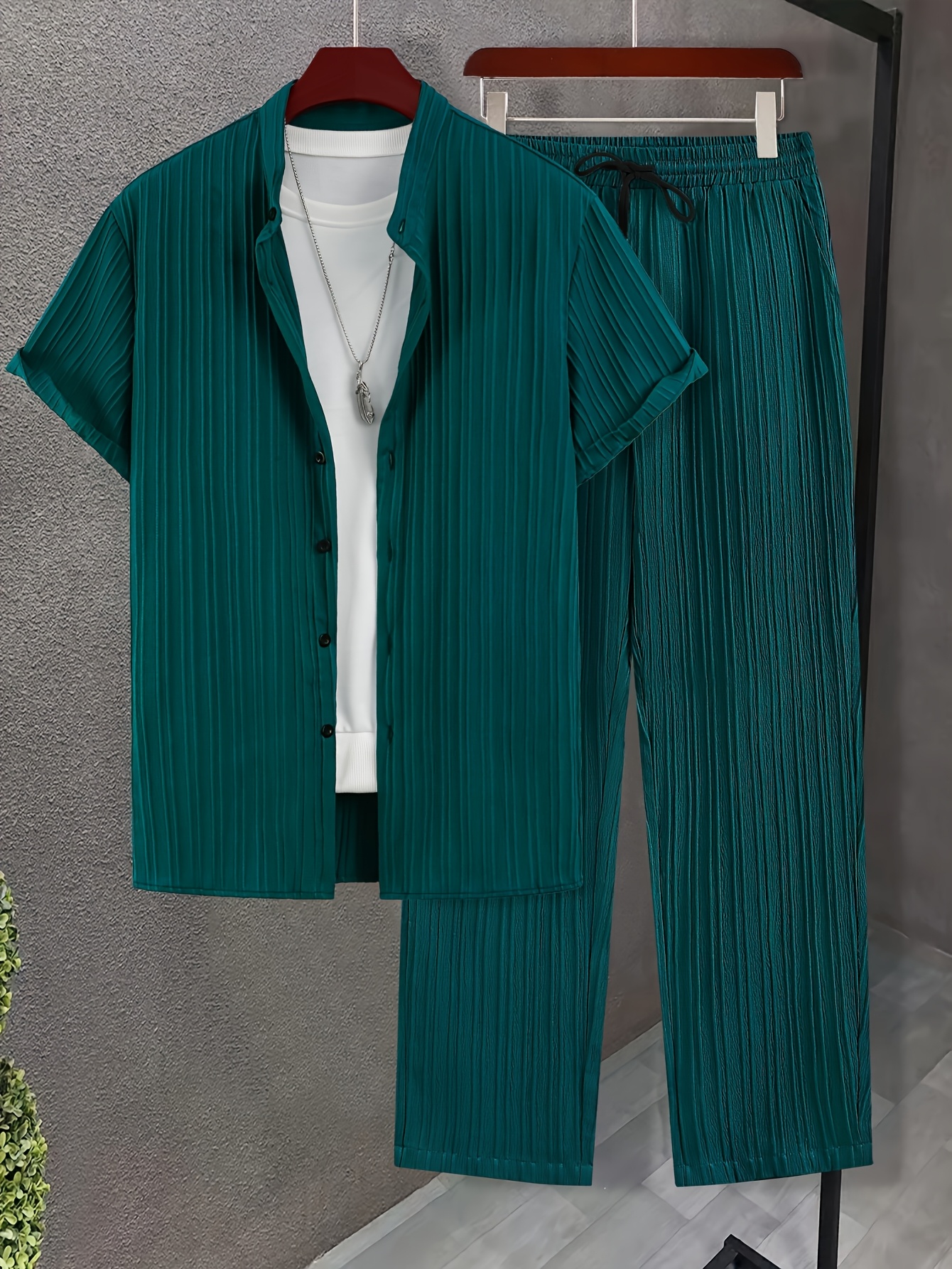 Men's New Trend Textured Wave Stripe Short Sleeve Long Pants Casual Set