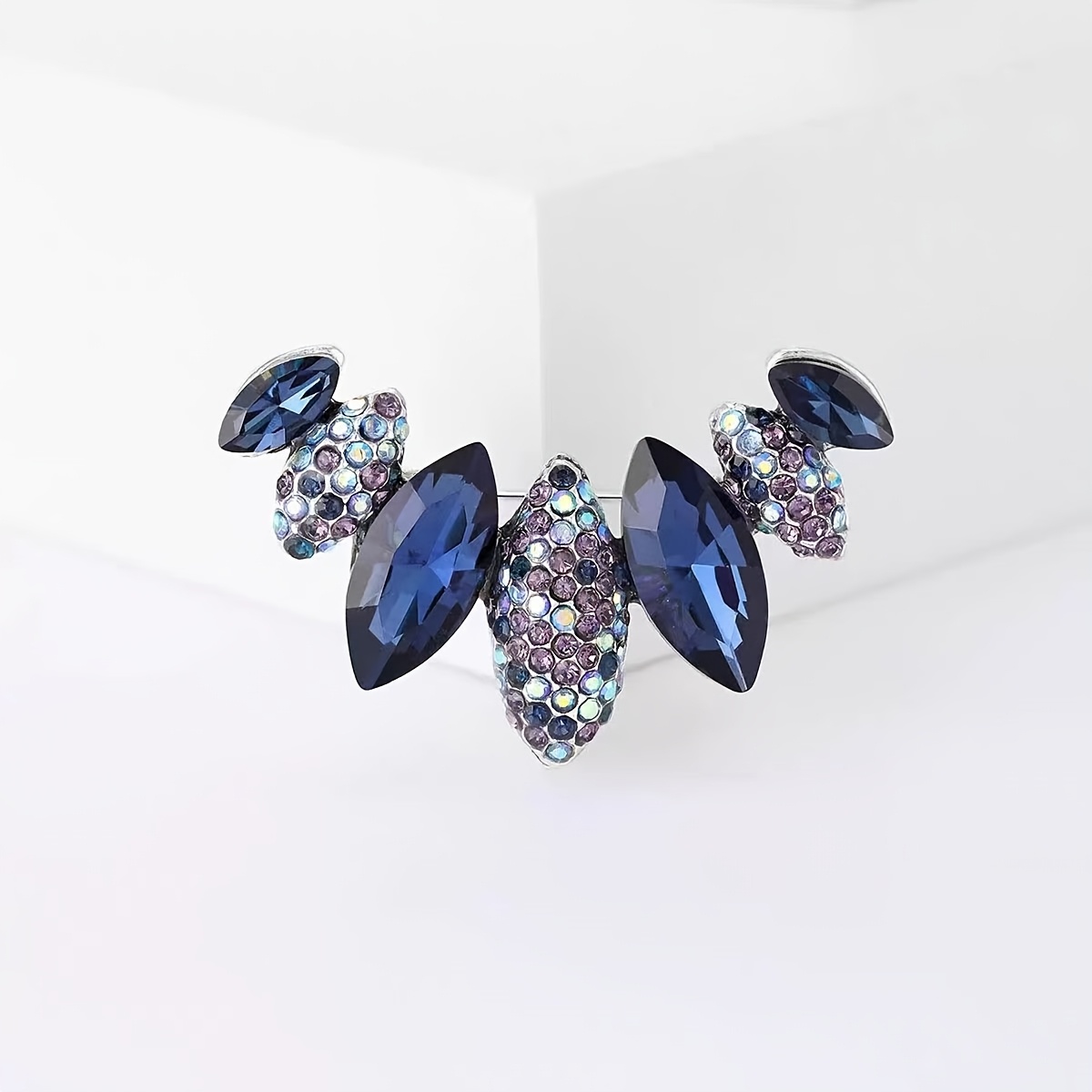 TEMU 1 pieza Broche decorativo elegante para dama con incrustaciones, -, para salidas, regalo de Navidad