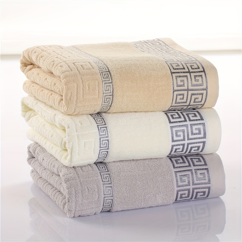 

3pcs Cotton Towel Set, 2 Hand Towel & 1 Bath Towel, Absorbent & Quick-drying Showering Towel, Super Soft & Skin-friendly Bathing Towel, For Home Bathroom, Ideal Bathroom Supplies