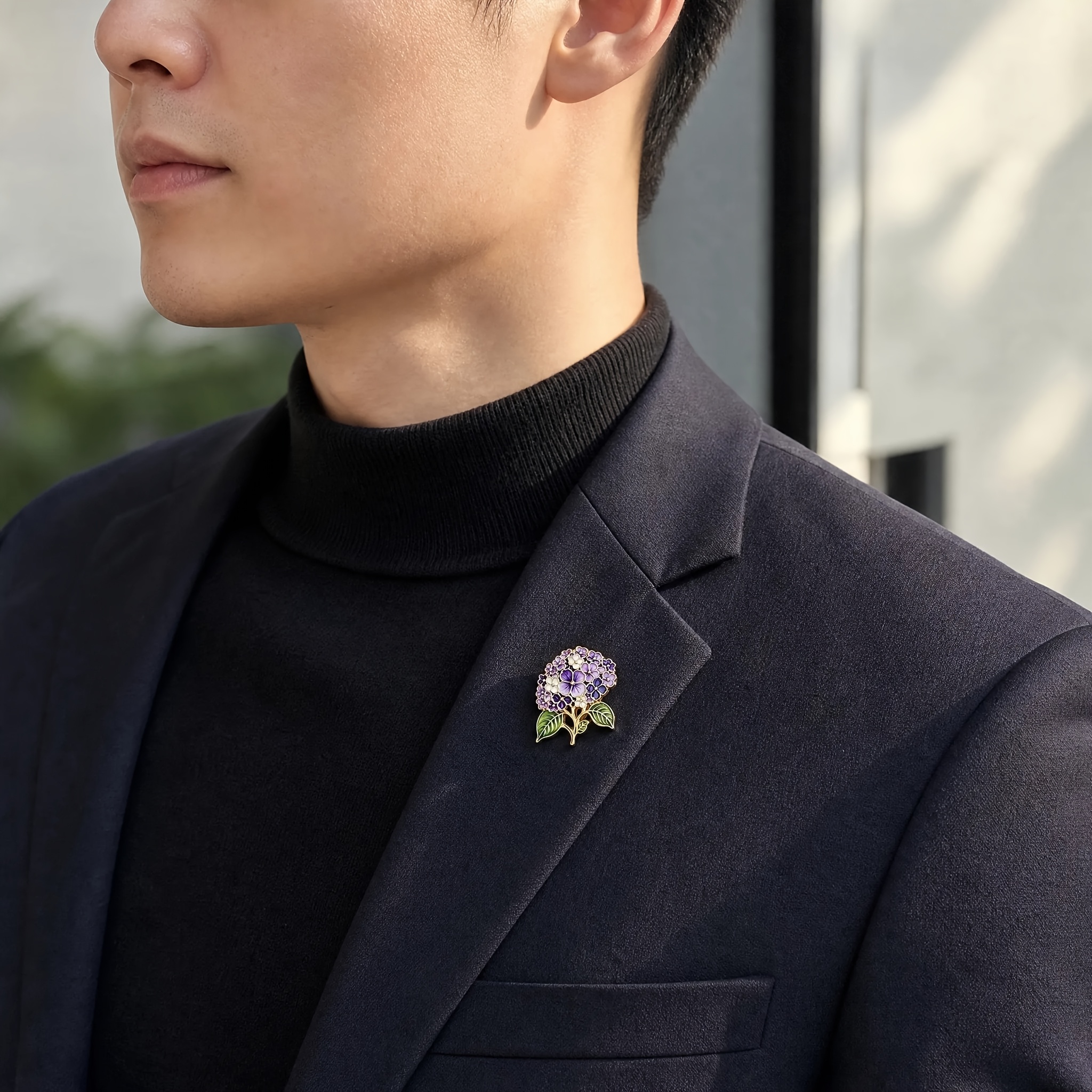 Retro Purple Hydrangea Lacquered Badge, Versatile Accessory