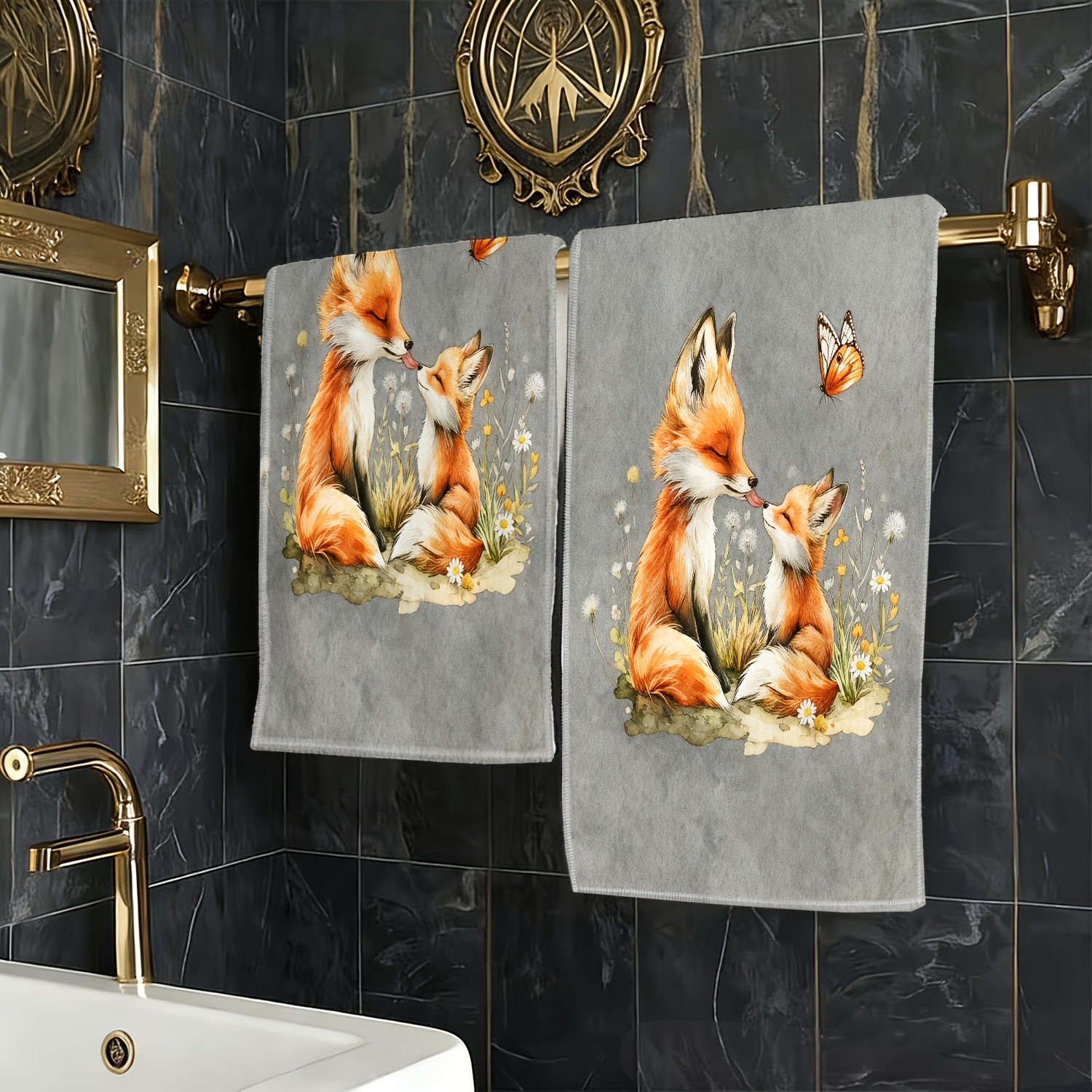 TEMU 1 pièce Serviette à main Renard mère et petit s'embrassant dans un buisson avec des papillons - Douce et absorbante, convient pour de bain et ,