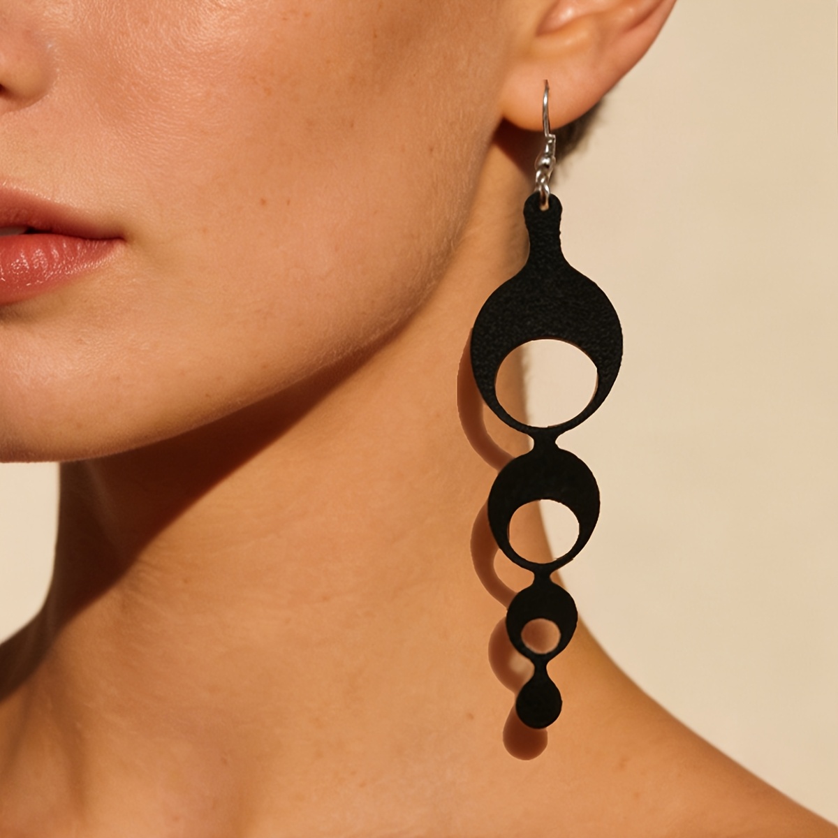 TEMU 1 Pair Minimalist Black Double-layer Geometric Round Dangle Earrings Hollow Ring Jewelry Unique All-match Commute Women's Ear Jewelry