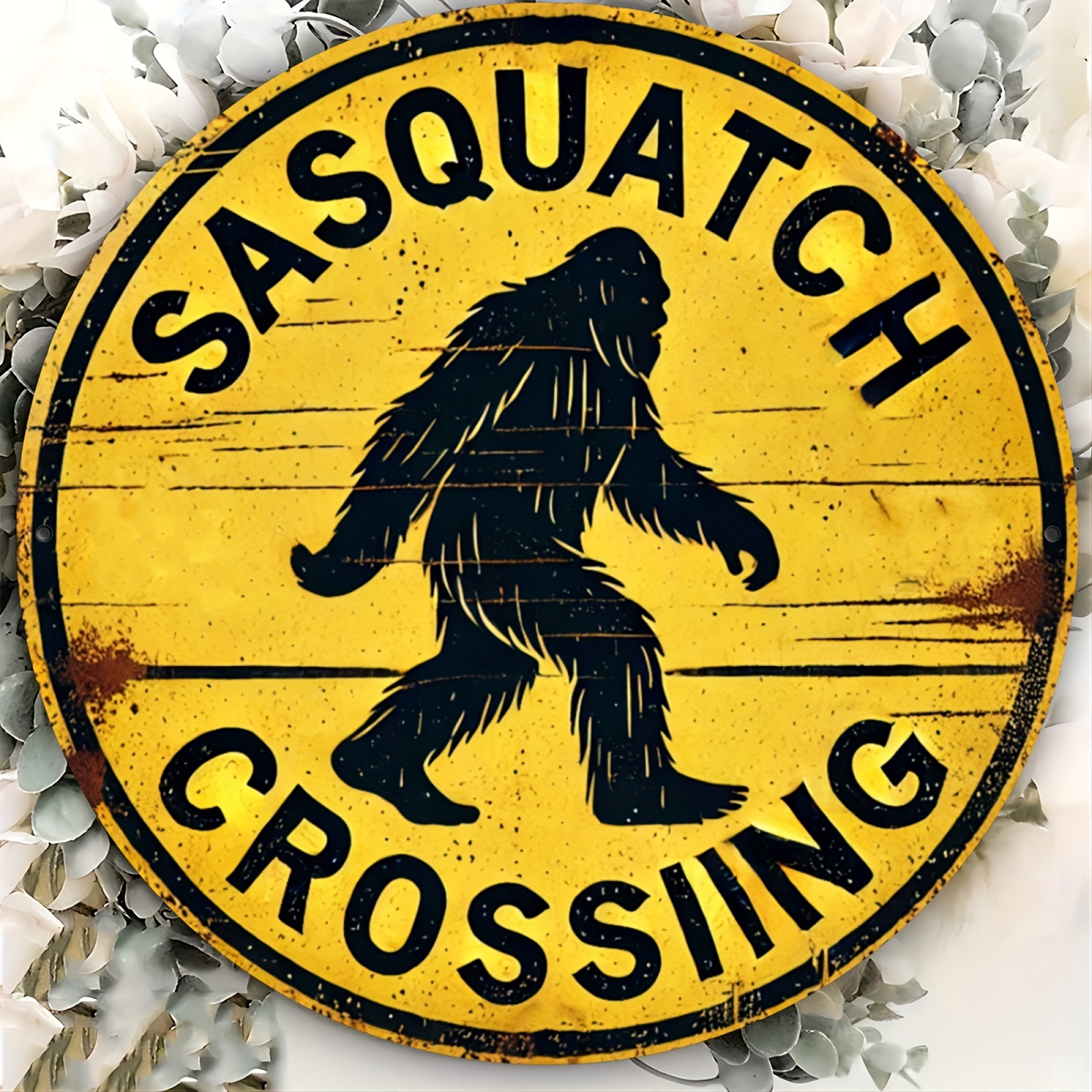 

sasquatch Crossing" Vintage Classic Round Sign: 8" X 8" (20cm X 20cm), Wall Art, Home Decor, Room Decor, Farmhouse Decor, Porch Decor, Bedroom Decor, Circular Art Aesthetic, Festive Gift