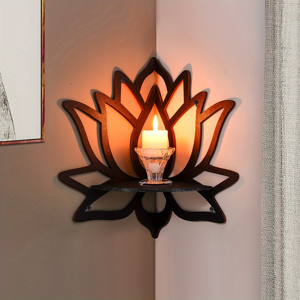 

1pc Creative Simple Lotus Shaped Corner Rack Shelf, Wall Lotus Shaped Shelf Display Rack, Wooden Wall Decoration Pendant Candle Holder Decoration Dividers, Home Black Lotus Festival Wall Decorations