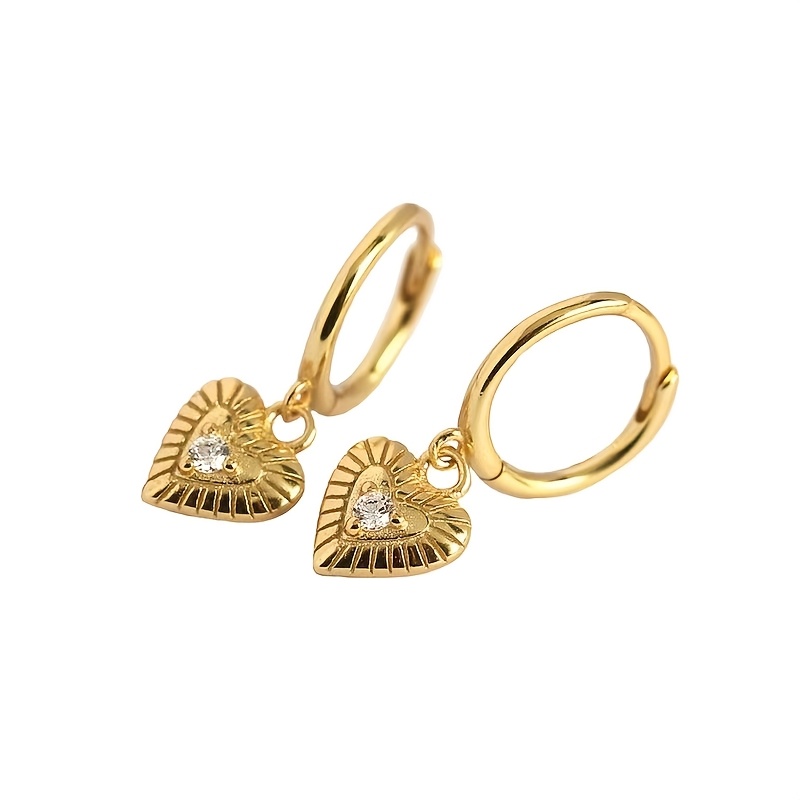 Vintage Heart-Shaped Small Ear Cuff, Elegant Design