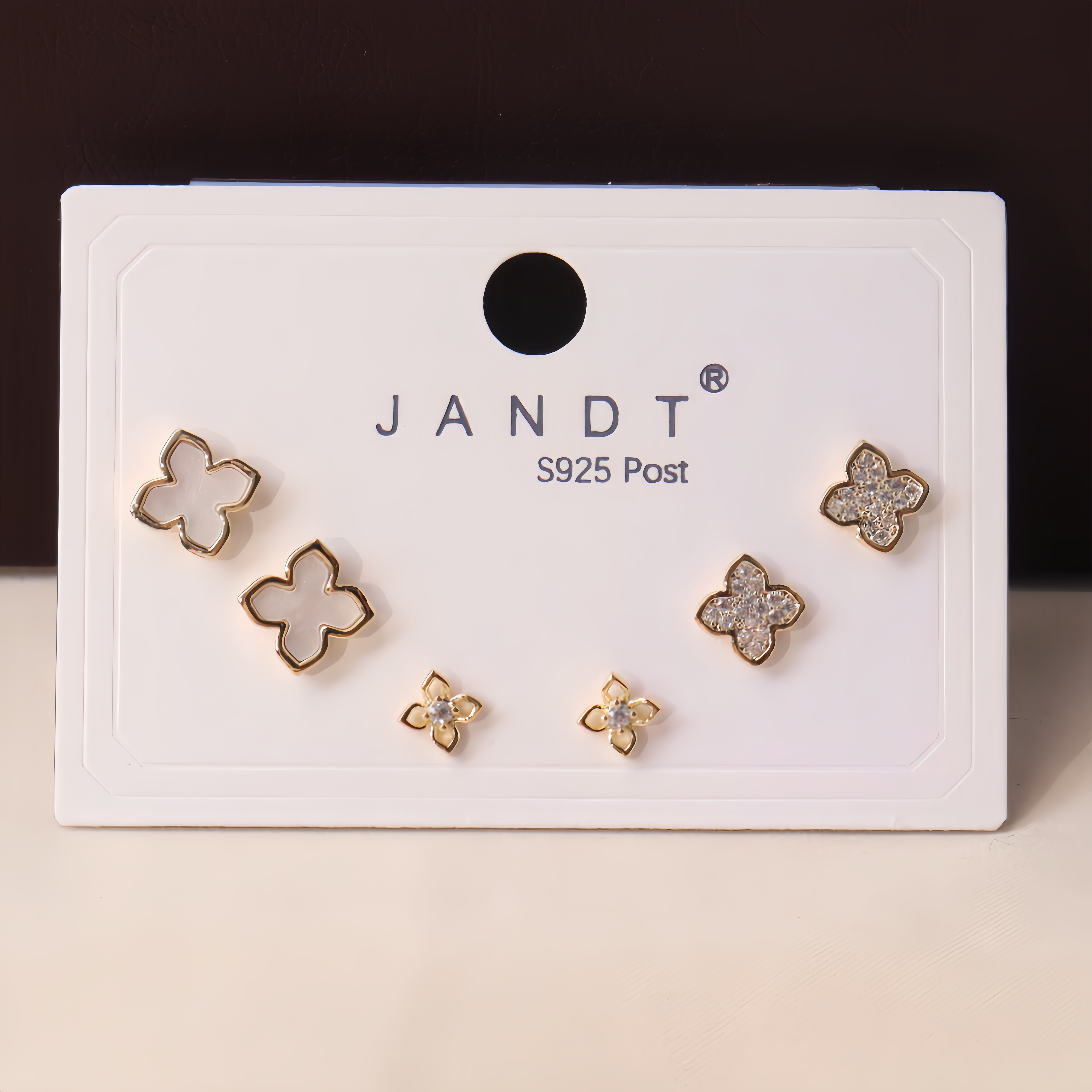 

Pairs Of Fashionable, Simple, Compact And -shaped Women' Ear Suitable For