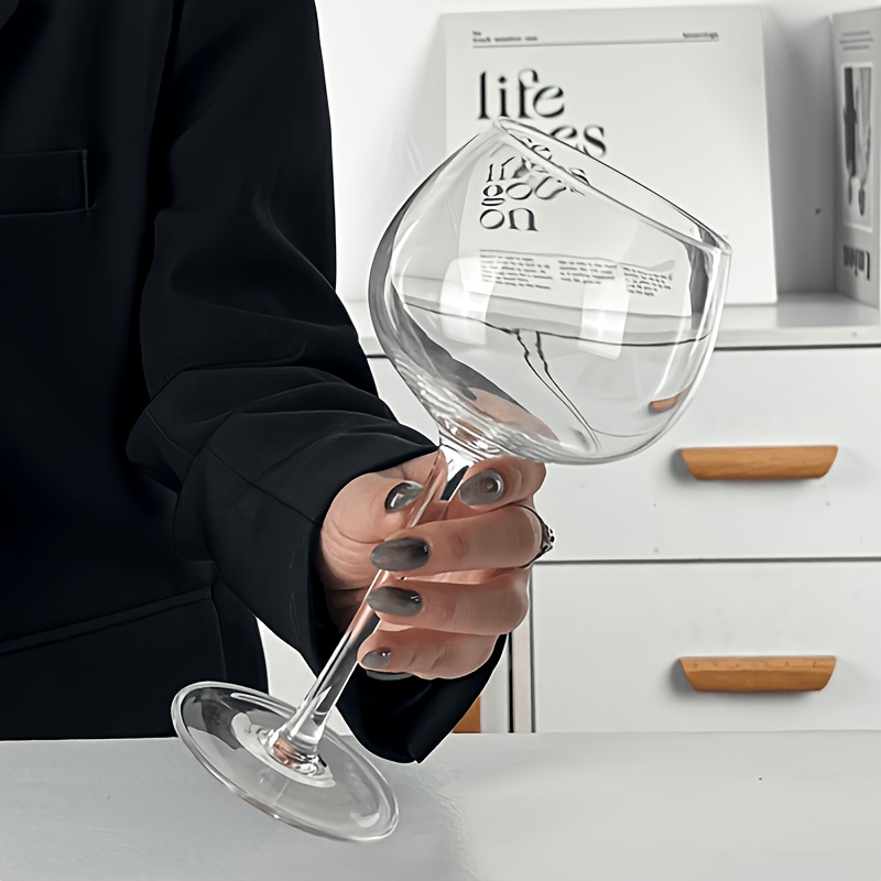 TEMU Verre à pied de grande de style luxe léger, en verre transparent plomb avec un corps arrondi et une tige élancée pour une prise en main