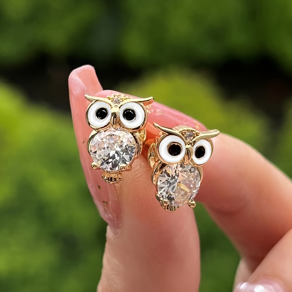 

1 Pair Of Golden-tone Owl Stud Earrings For Women - Cute And Design With Sparkling Zirconia Accents, Ideal For And Parties