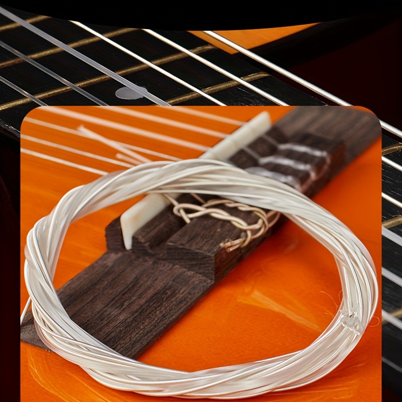 6pcs/Set (1-6 Strings, 1 Set of 6 Strings) High-End Nylon Strings for Classical Guitars, Featuring Nylon Plain Strings And Metal Wound Strings. The Transparent Nylon Strings Produce a Clear And Bright Tone. The Metal Wound Strings Have a Long Lifespan, Are Corrosion-Resistant And Anti-Oxidative, Providing a Comfortable Feel And Durability, Making Them Less Prone to Breakage.