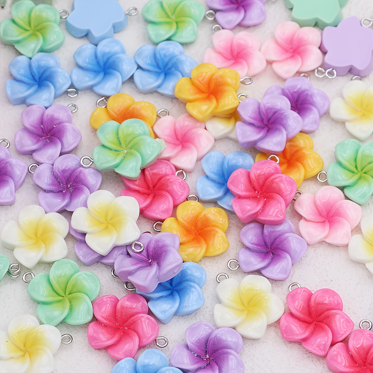 E-shop 20 Sortierte, bunte Frangipani-Blumen-Anhänger und Eierblumen-Anhänger zum Basteln von handgefertigten Halsketten und Ohrringen