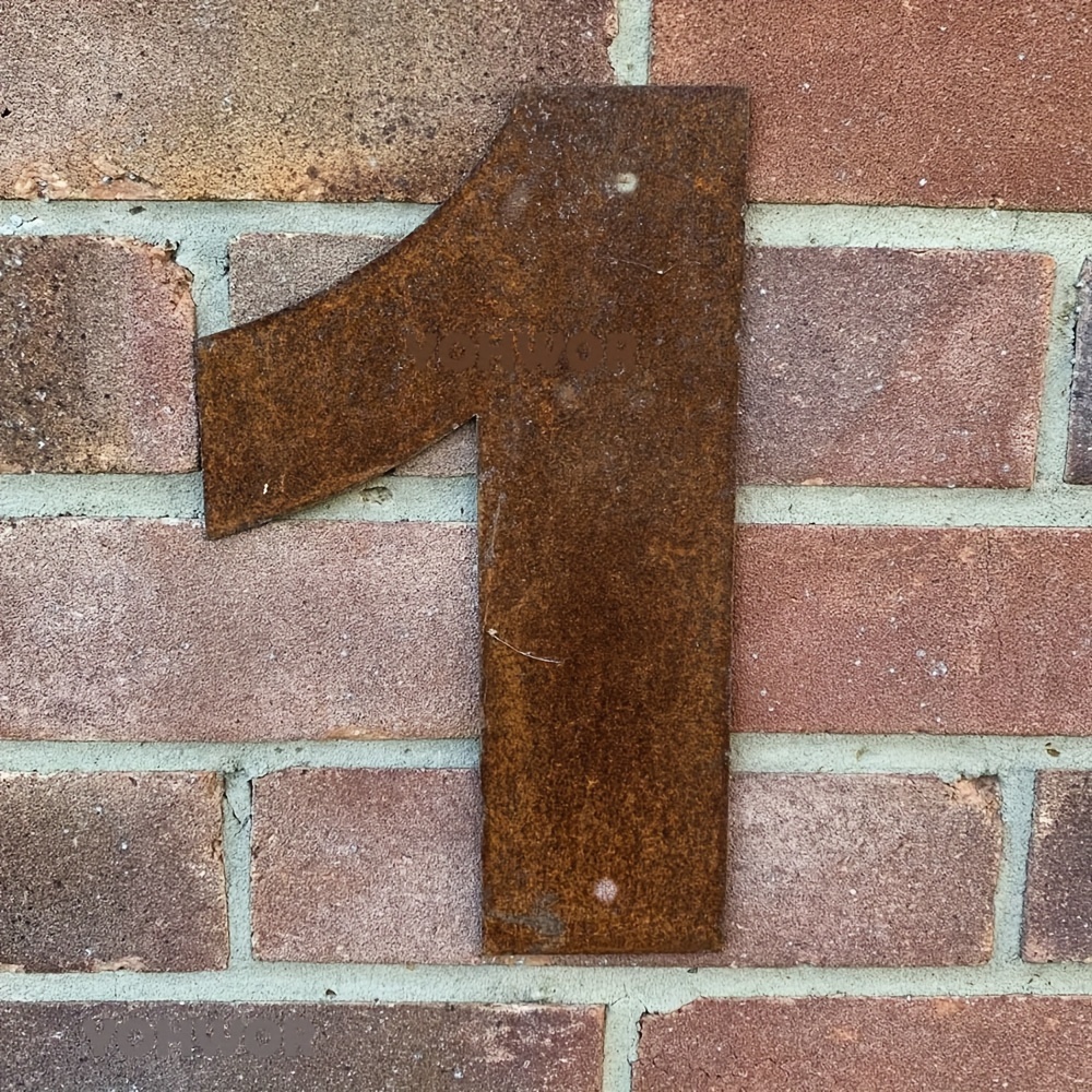 

1pc Rustic Metal Alphabet & Numbers Sign, Rusty Home Address, House Number For Postal, Outdoor Wall Decor, Vintage Metal Numerals, Door Number Plate, Wall Number Plaque, Farmhouse Shop Sign Decor