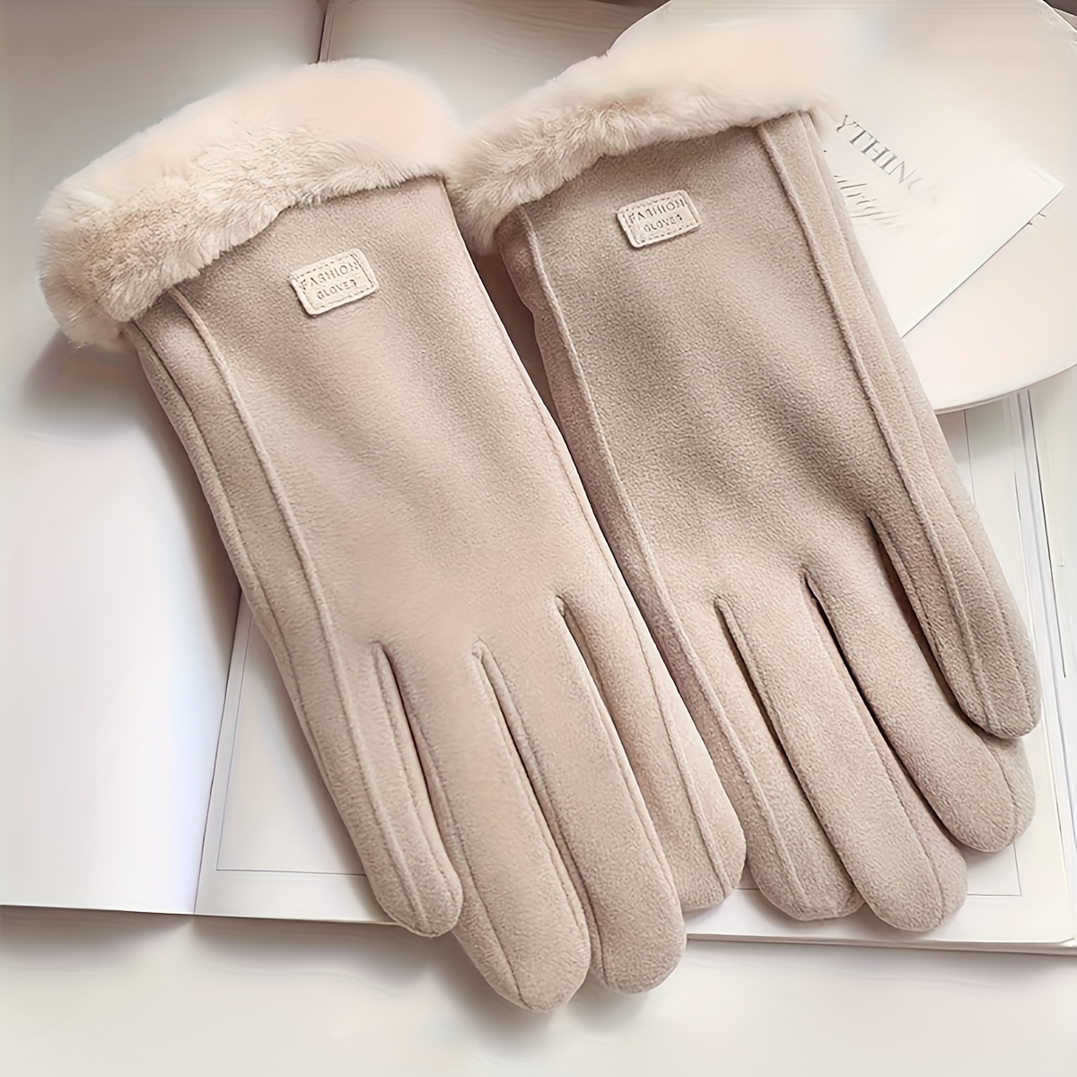 

Cozy Beige Touchscreen Gloves - Thick, Warm Plush Lining For Winter Cold Protection