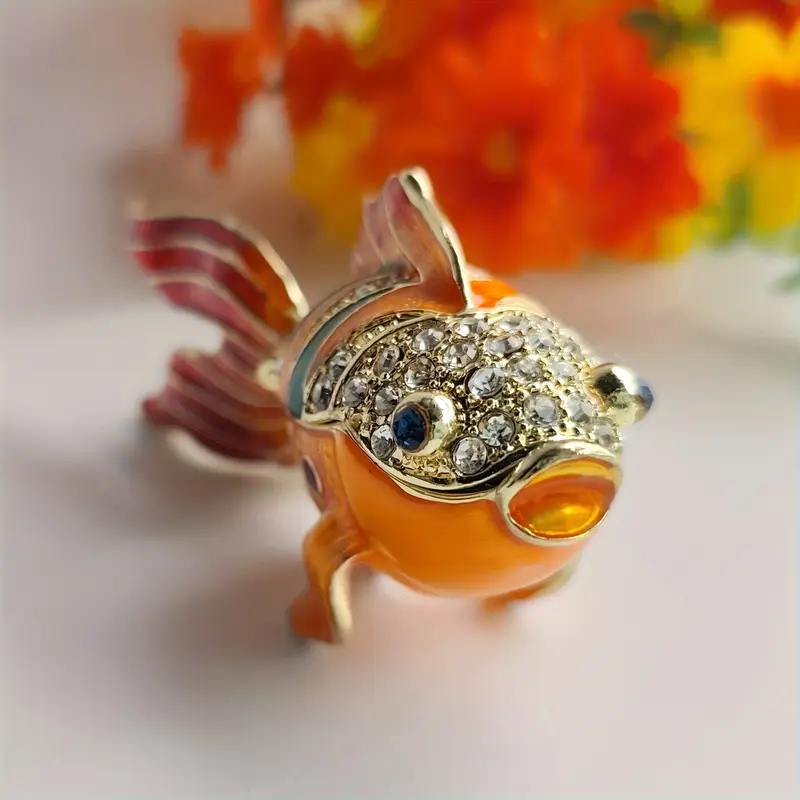 colored gold fish box Amazon.com: Goldfish Colors Cheddar Cheese Crackers, Baked Snack Crackers, 30 Oz Carton It also makes a wonderful Goldfish Baked Snack Crackers Cheddar