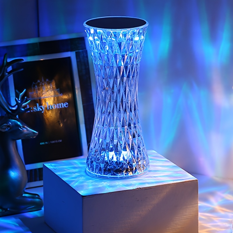 

Rgb Crystal Table Lamp, A Romantic Diamond Lamp With 16 Color Options, Bedrooms, Living Rooms, Rooms, And University Dorms.